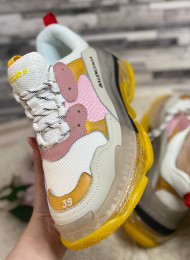 Balenciaga Triple S живое фото 2