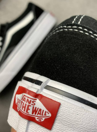 Кеды Vans Old Skool Black White Classic живое фото 4
