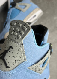 Кроссовки Nike Air Jordan 4 (IV) Retro University Blue живое фото 4